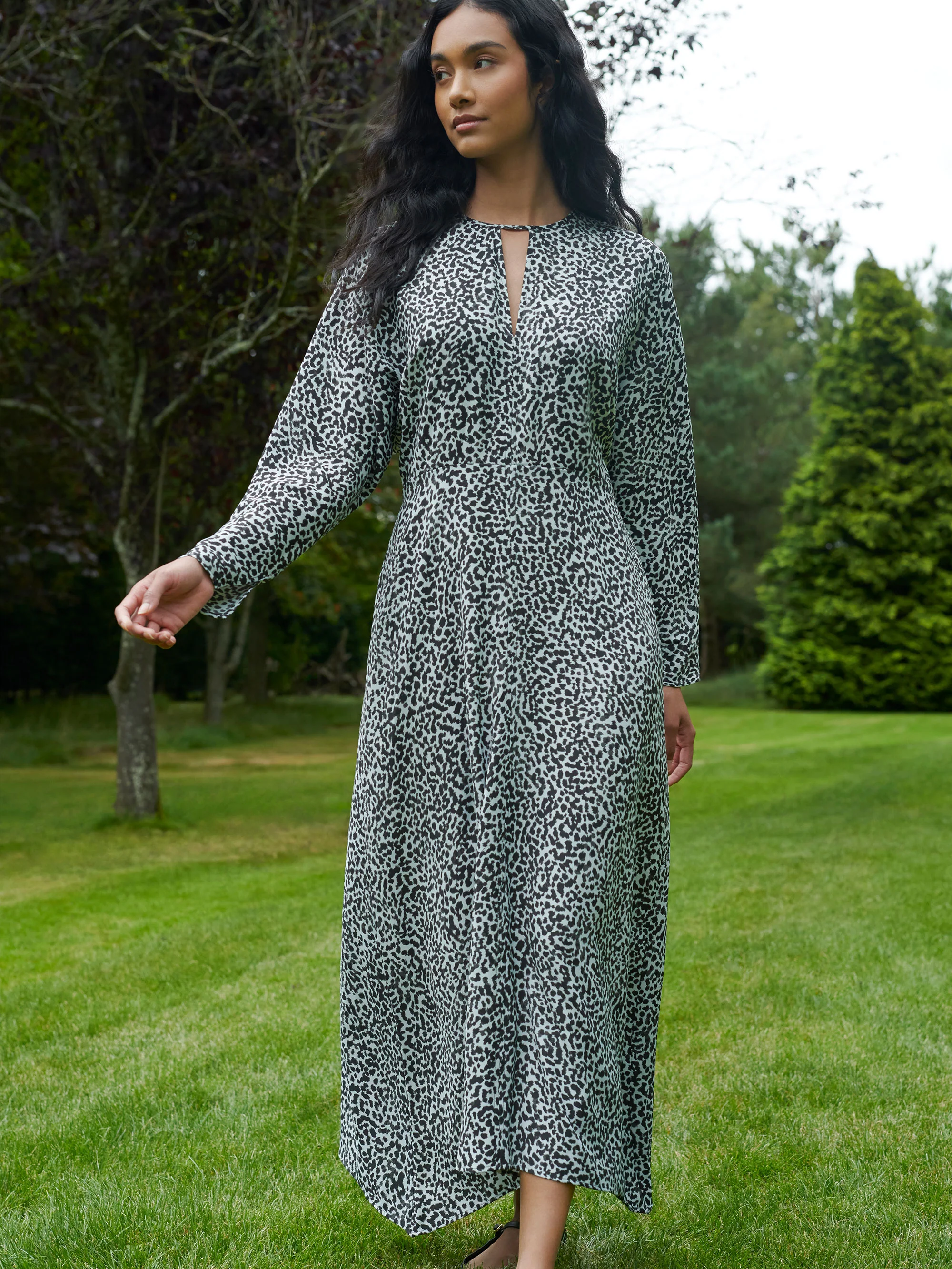 Mono Dalmatian Print Batwing Sleeve Midaxi Dress