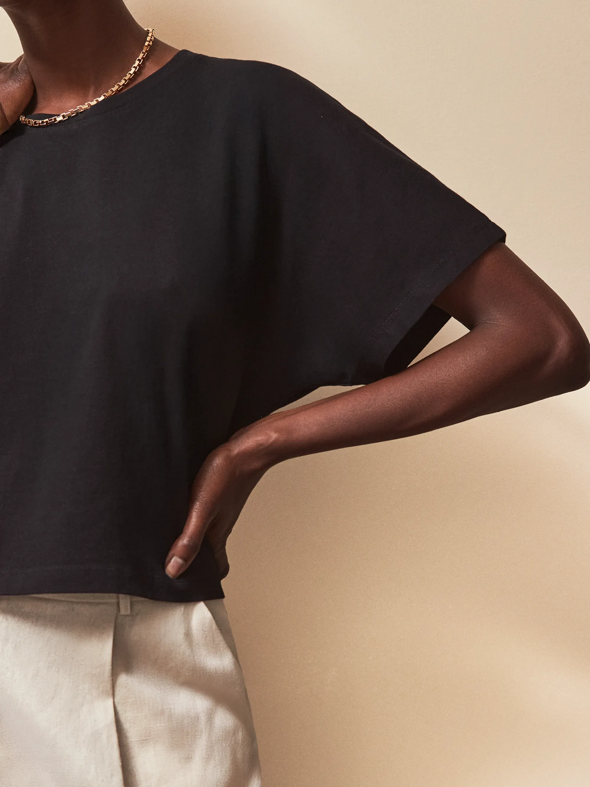 Black Ultimate Pure Cotton Cropped Tee